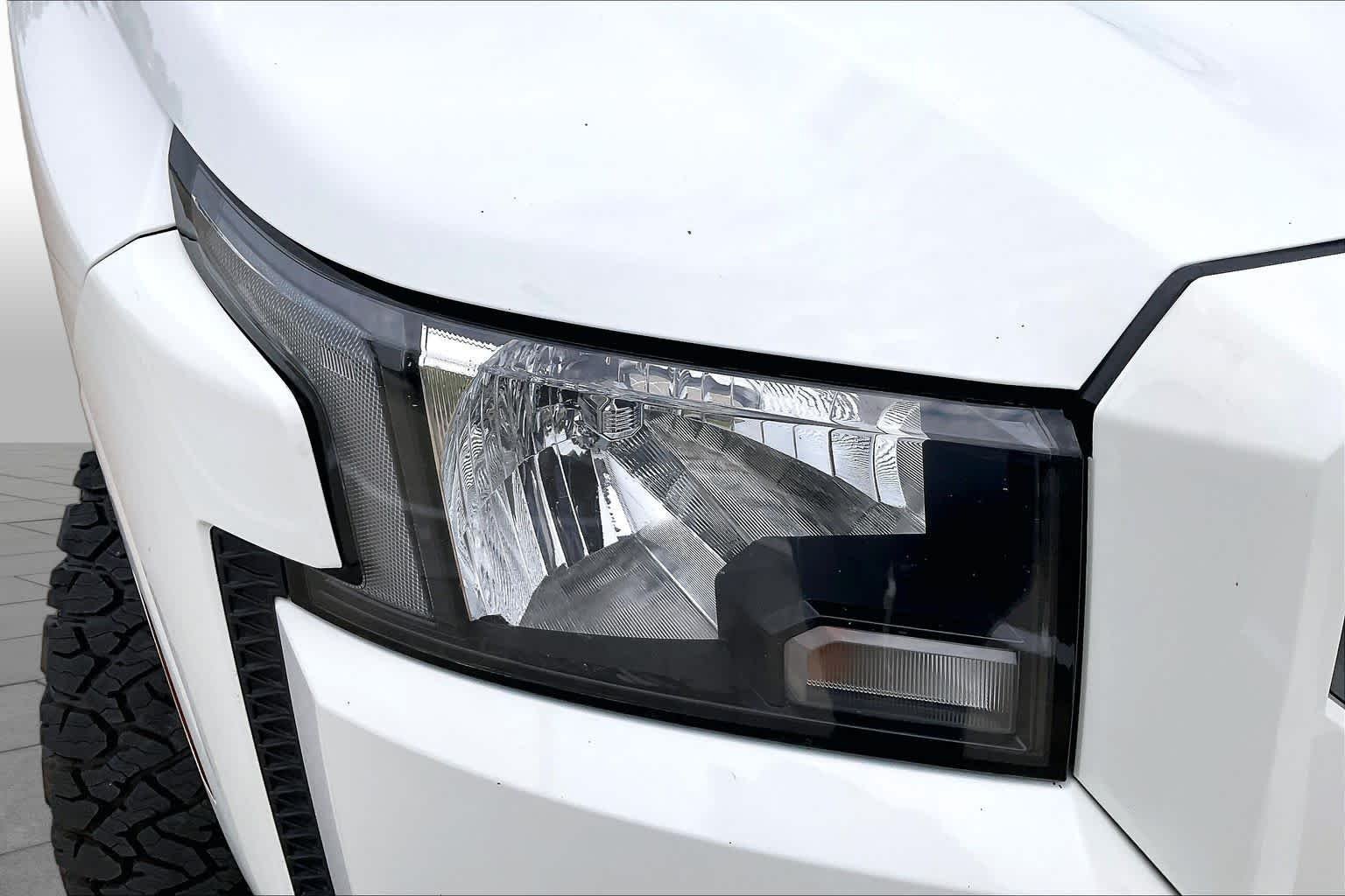 Used 2023 Glacier White Nissan SV image 26