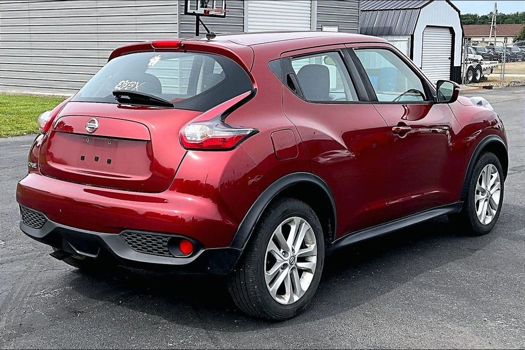 Used 2016 Cayenne Red Nissan S image 9