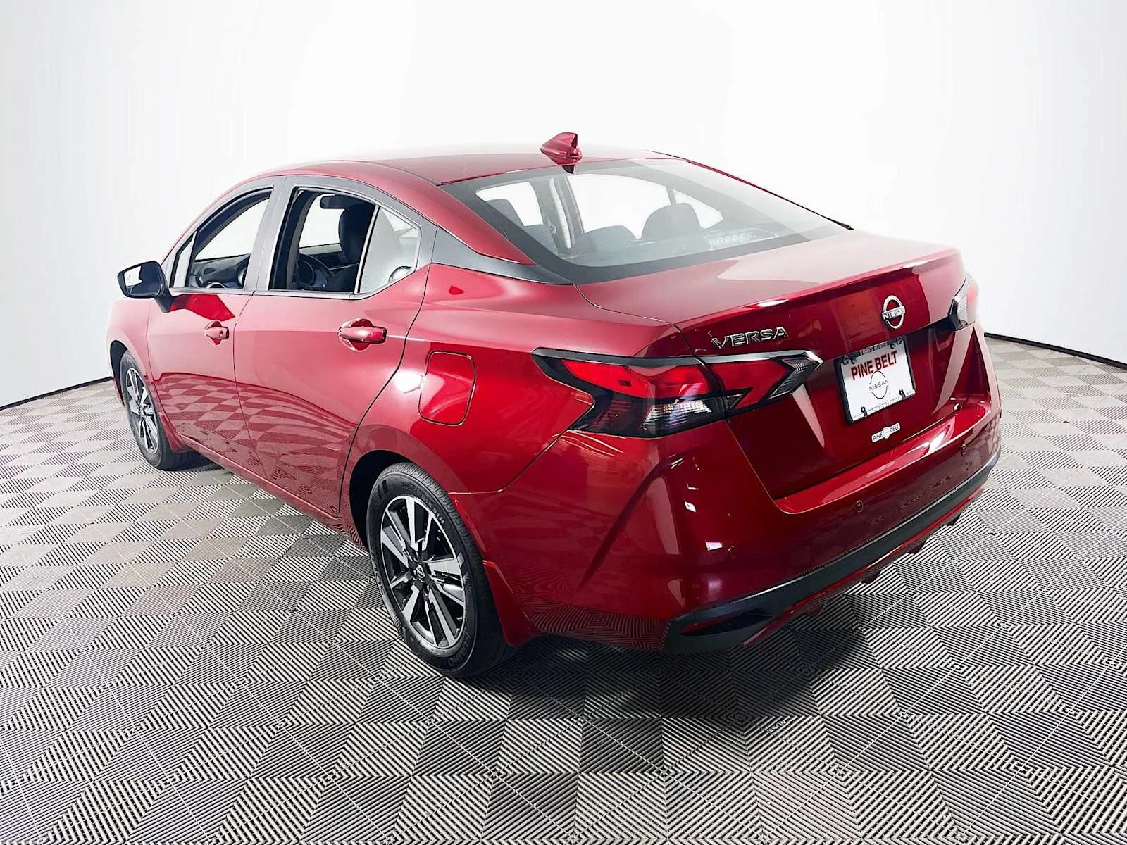 Used 2025 Scarlet Ember Tintcoat Nissan SV image 6