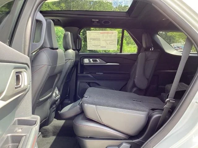 New 2026 Space White Metallic Ford ST image 19
