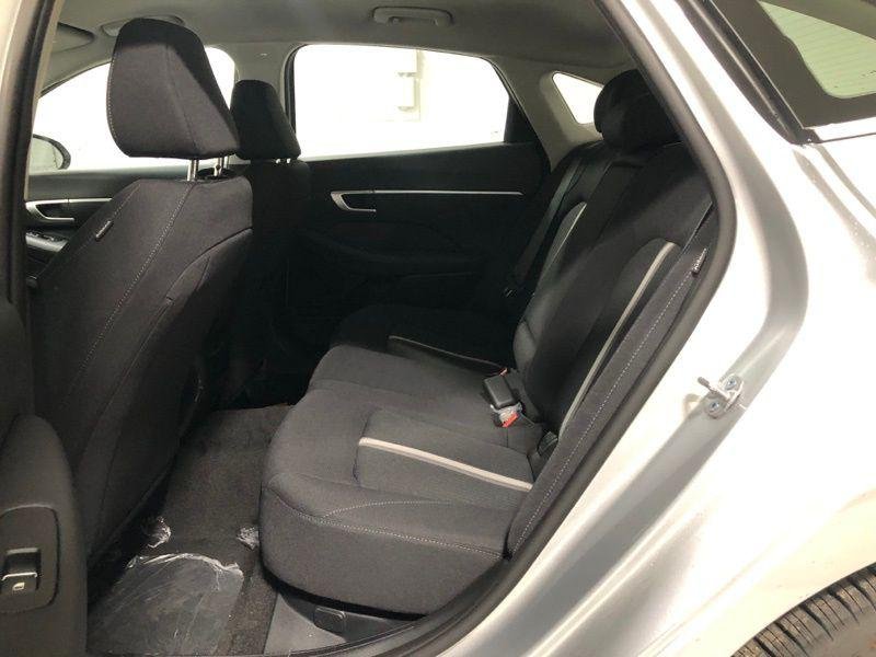 2026 Hyundai Sonata SEL - Photo 15