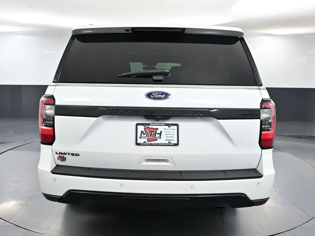 Used 2021 White Ford Limited image 5