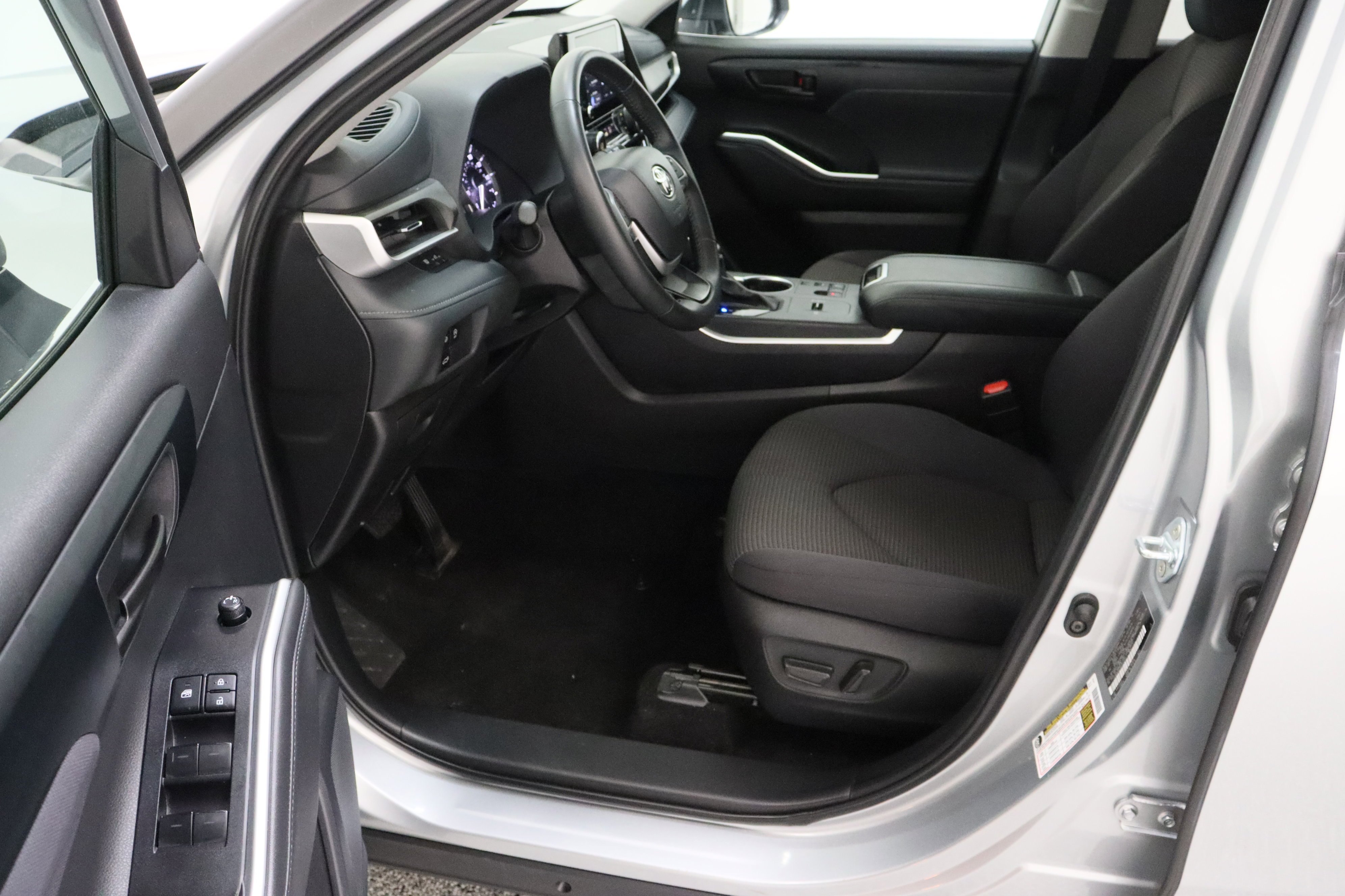 Certified Used 2025 Celestial Silver Metallic Toyota LE 2.4T image 14
