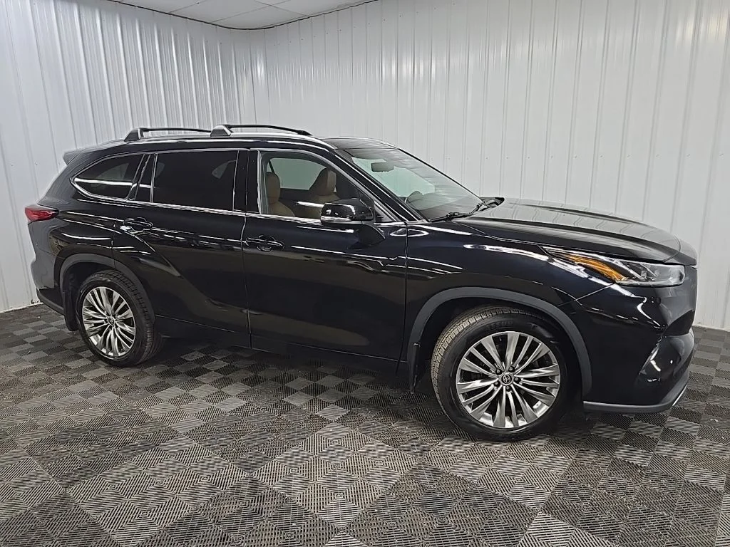2023 Toyota Highlander