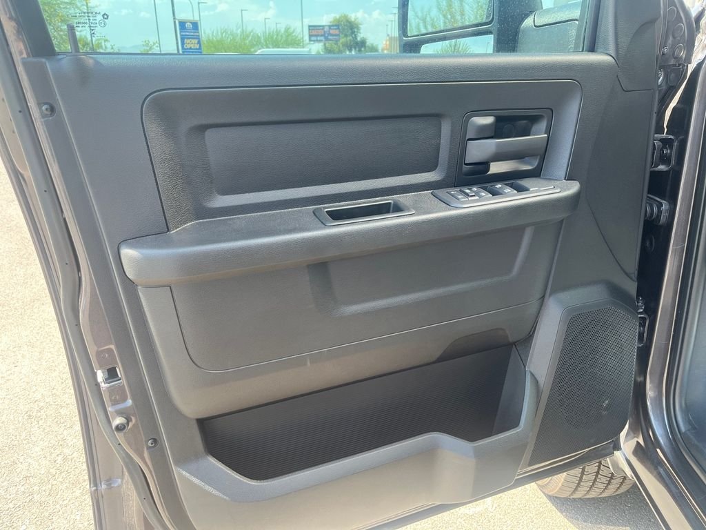 2025 RAM 2500 Tradesman - Photo 27