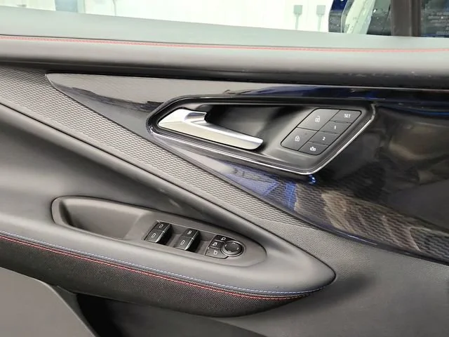 2025 Chevrolet Blazer EV RS - Photo 28
