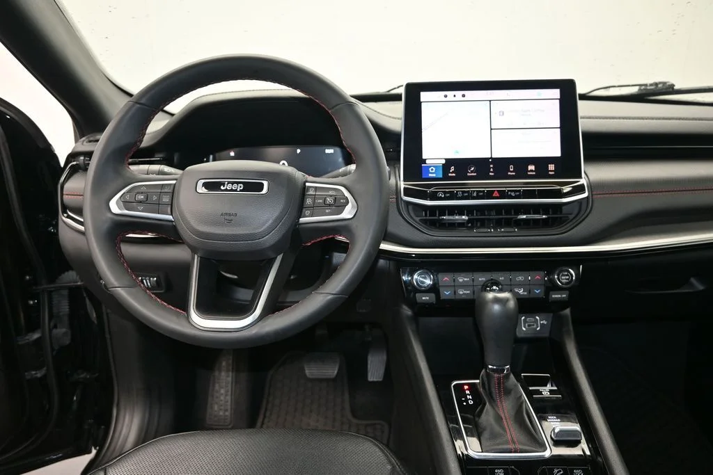 Certified Used 2023 Diamond Black Jeep Trailhawk image 16
