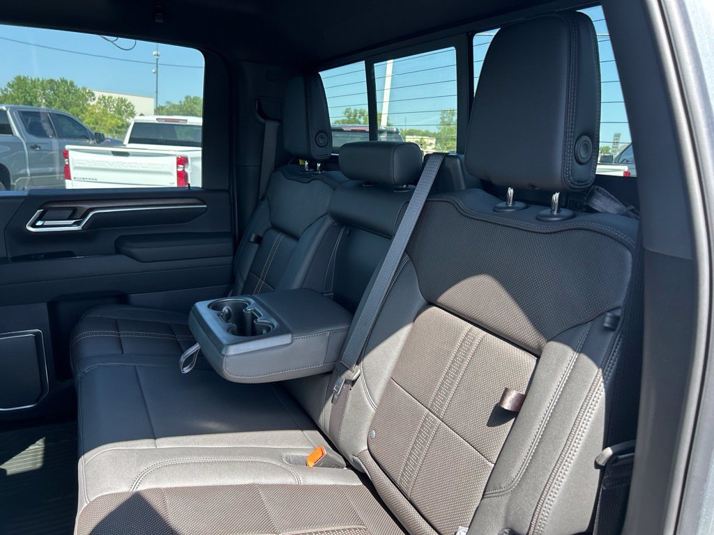 2026 Chevrolet Silverado 2500 HD High Country - Photo 42