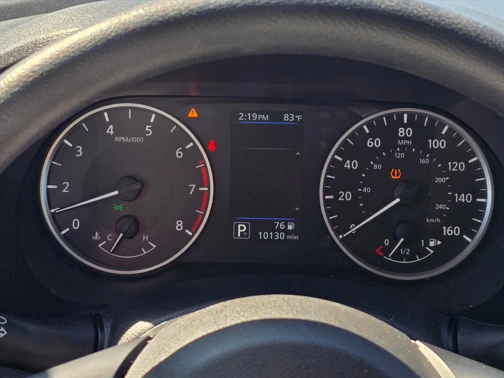 Used 2025 White Nissan S image 7