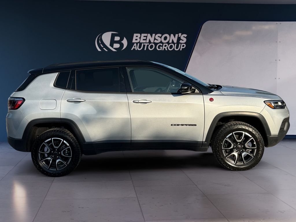 Used 2025 Silver Jeep Trailhawk image 6