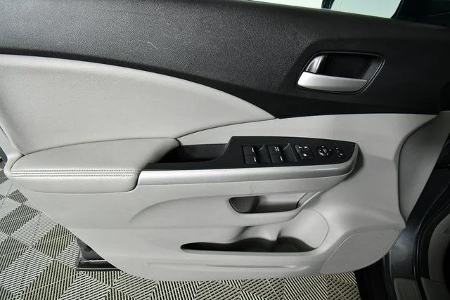 Used 2013 Gray Honda EX-L image 21