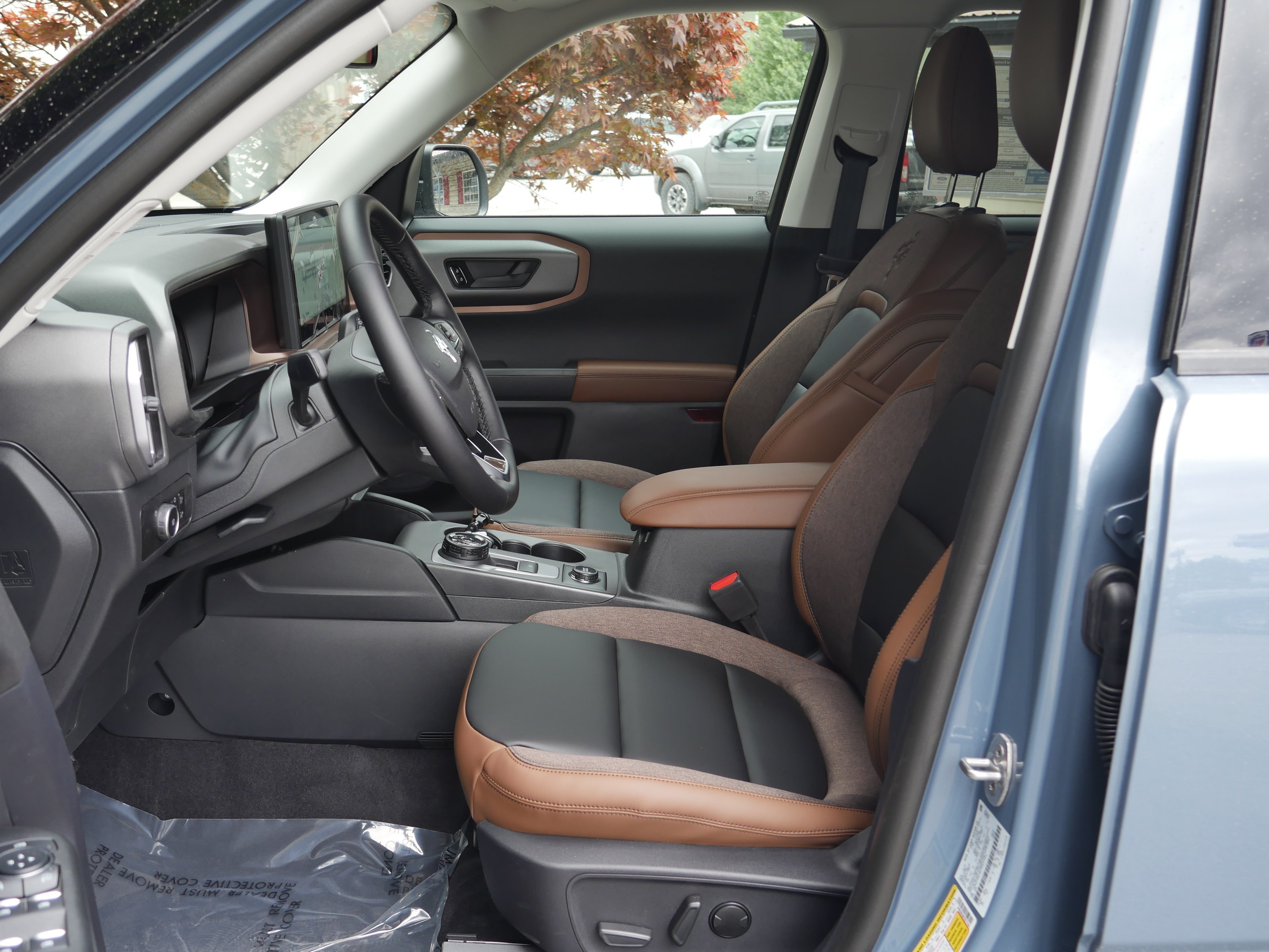 New 2026 Azure Gray Metallic Tri-Coat Ford Outer Banks® image 3