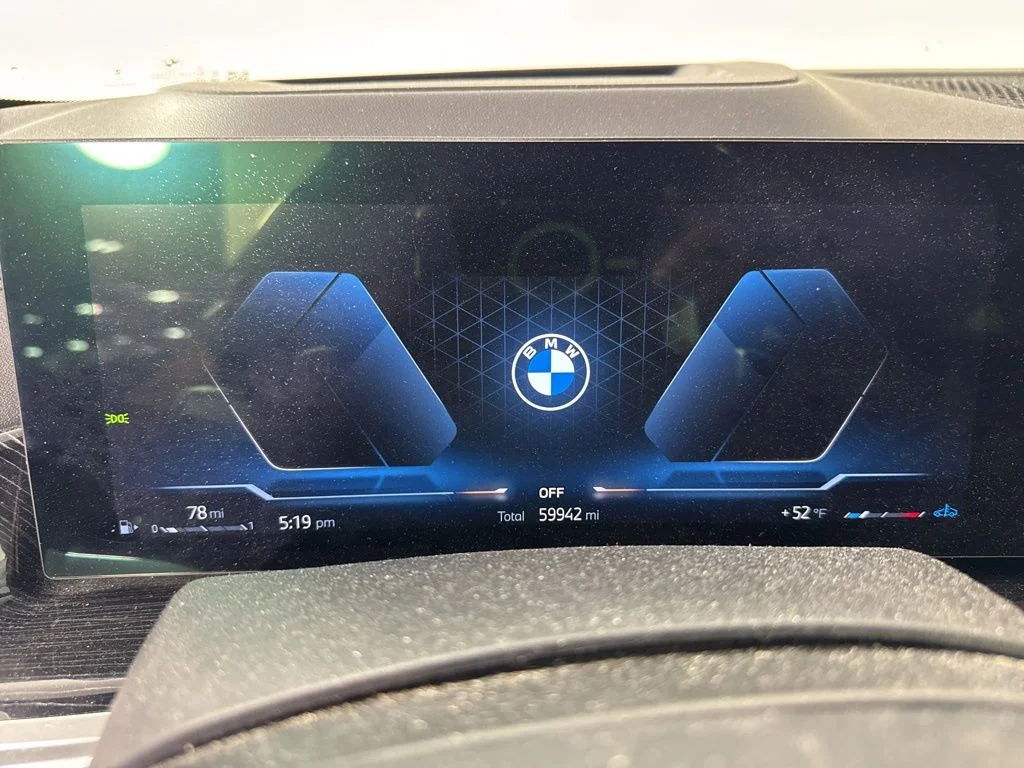 Used 2024 Black BMW xDrive40i image 15