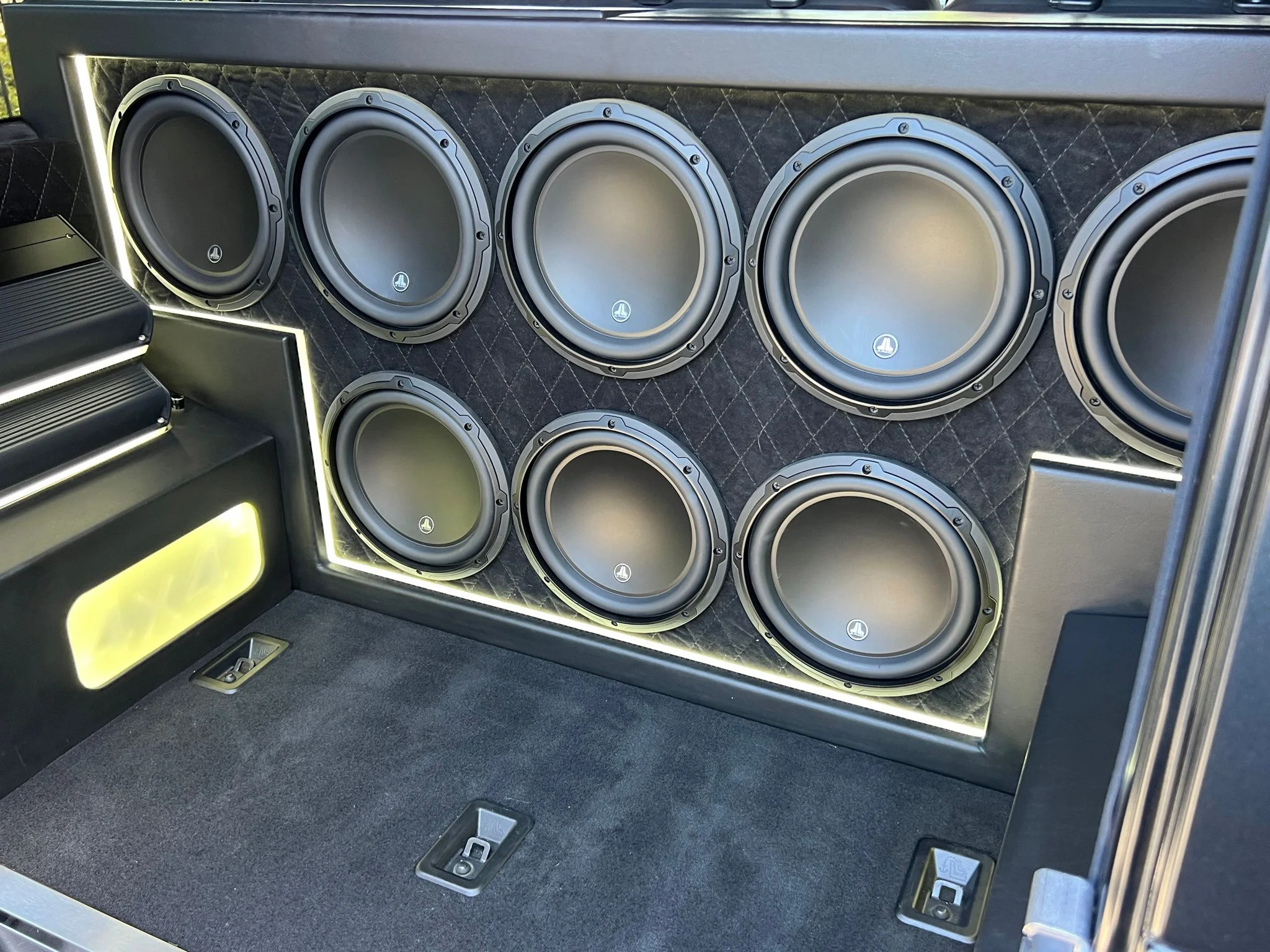 Used 2018 Black Mercedes-Benz G 550 Squared image 33