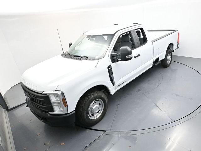 New 2026 Oxford White Ford F-350® XL image 20