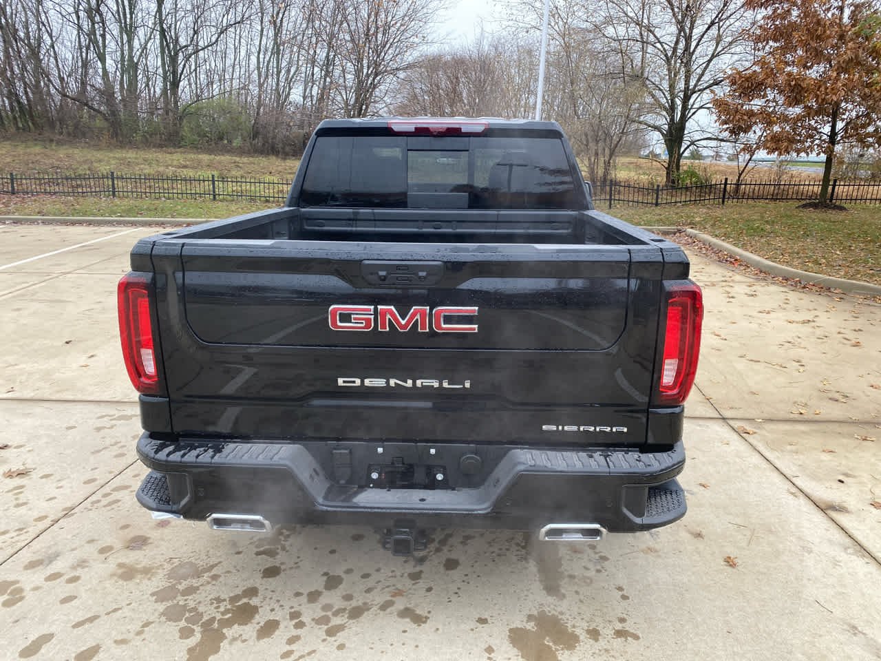 2026 GMC Sierra 1500 Denali - Photo 7