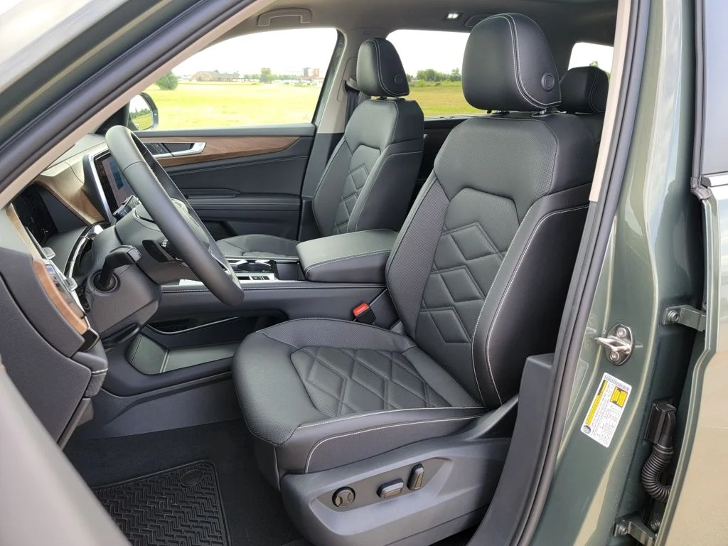 2026 Volkswagen Atlas SE w/Tech - Photo 29