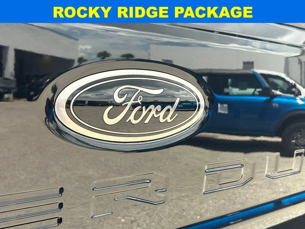 2025 Ford F-350 Super Duty Lariat - Photo 29