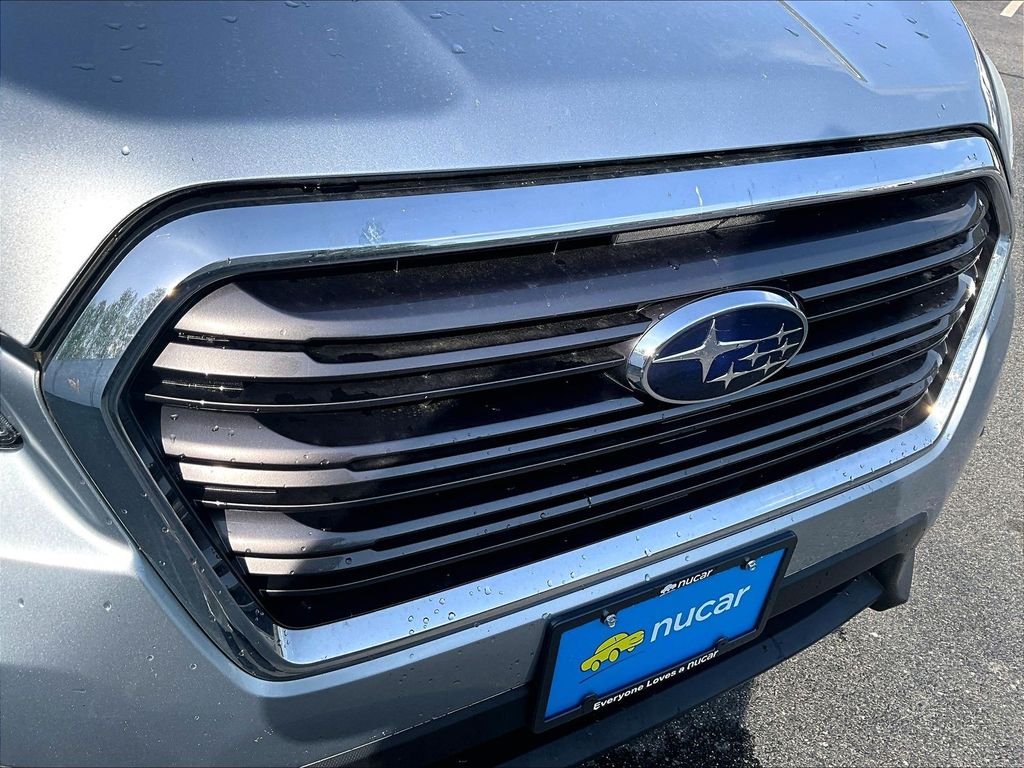 Used 2019 Ice Silver Metallic Subaru Premium image 30