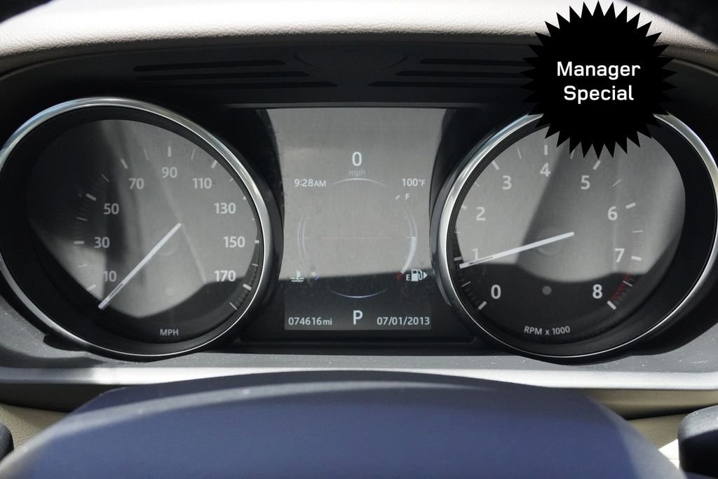Used 2016 White Land Rover 3.0L V6 Supercharged HSE image 11