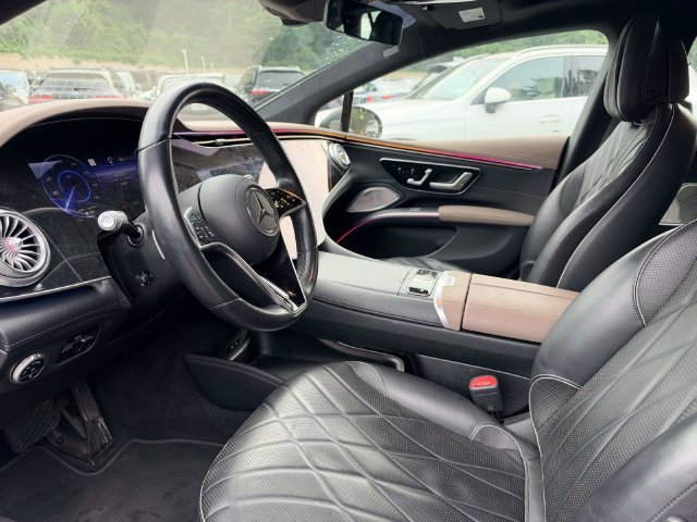 Used 2023 Gray Mercedes-Benz 580 image 5