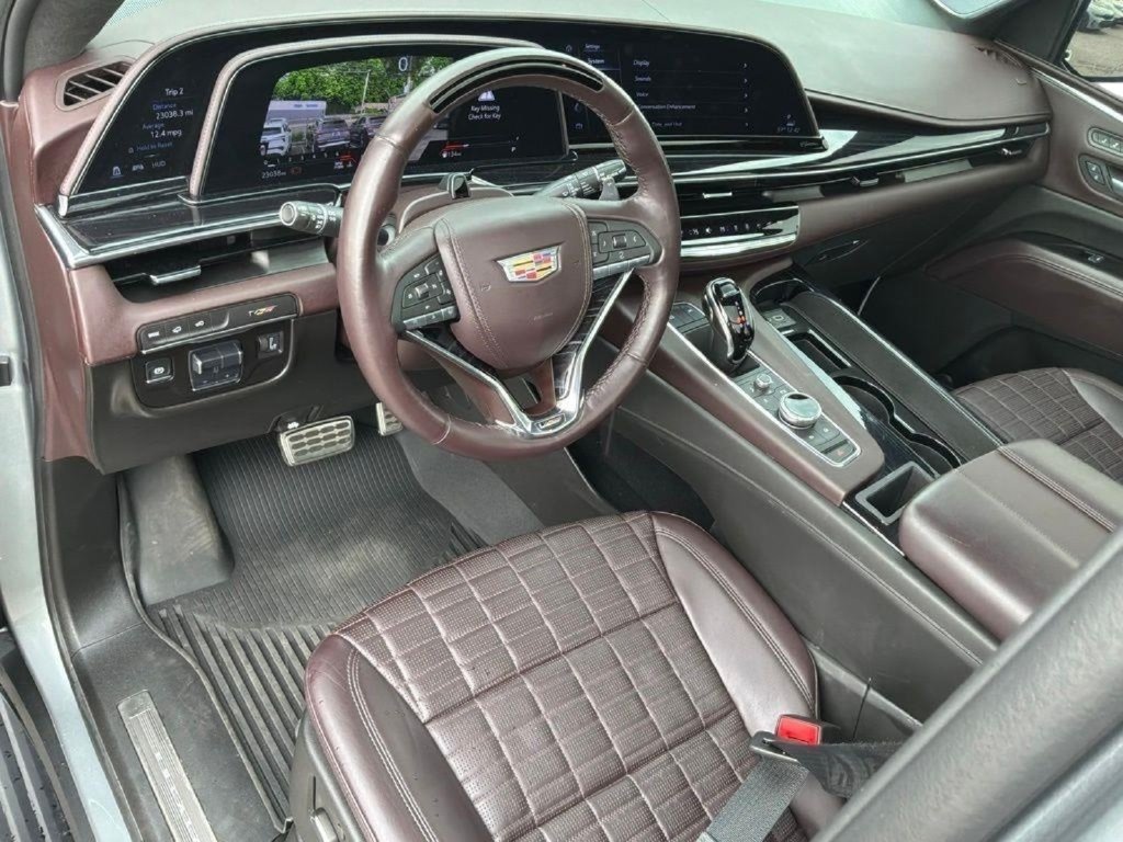 Used 2024 Silver Cadillac V-Series image 15