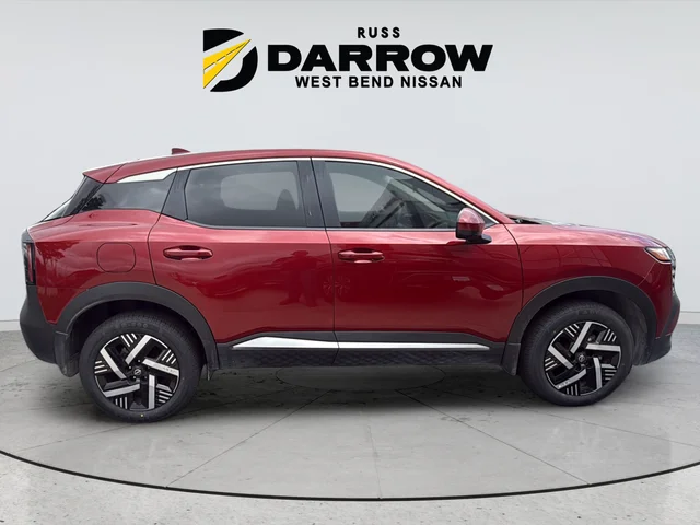 Used 2025 Red Nissan SV image 6