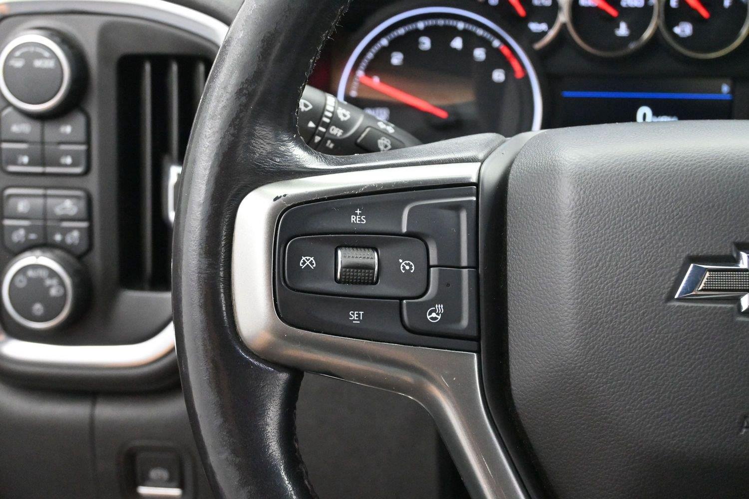 Used 2021 SHADOW GRAY METALLIC Chevrolet RST image 17