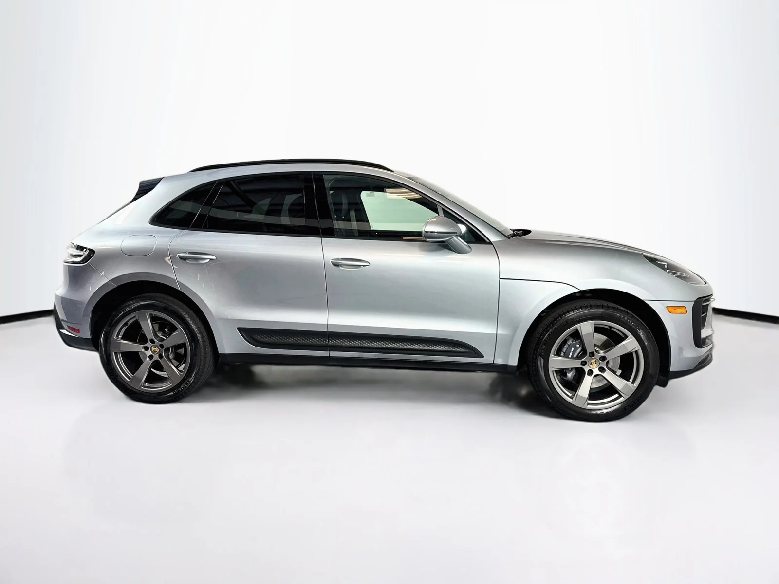 Certified Used 2025 Dolomite Silver Porsche T image 8