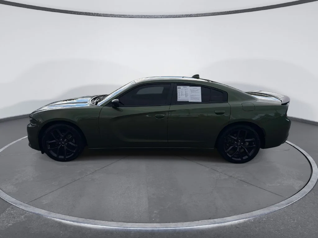 Used 2023 Green Dodge SXT image 4