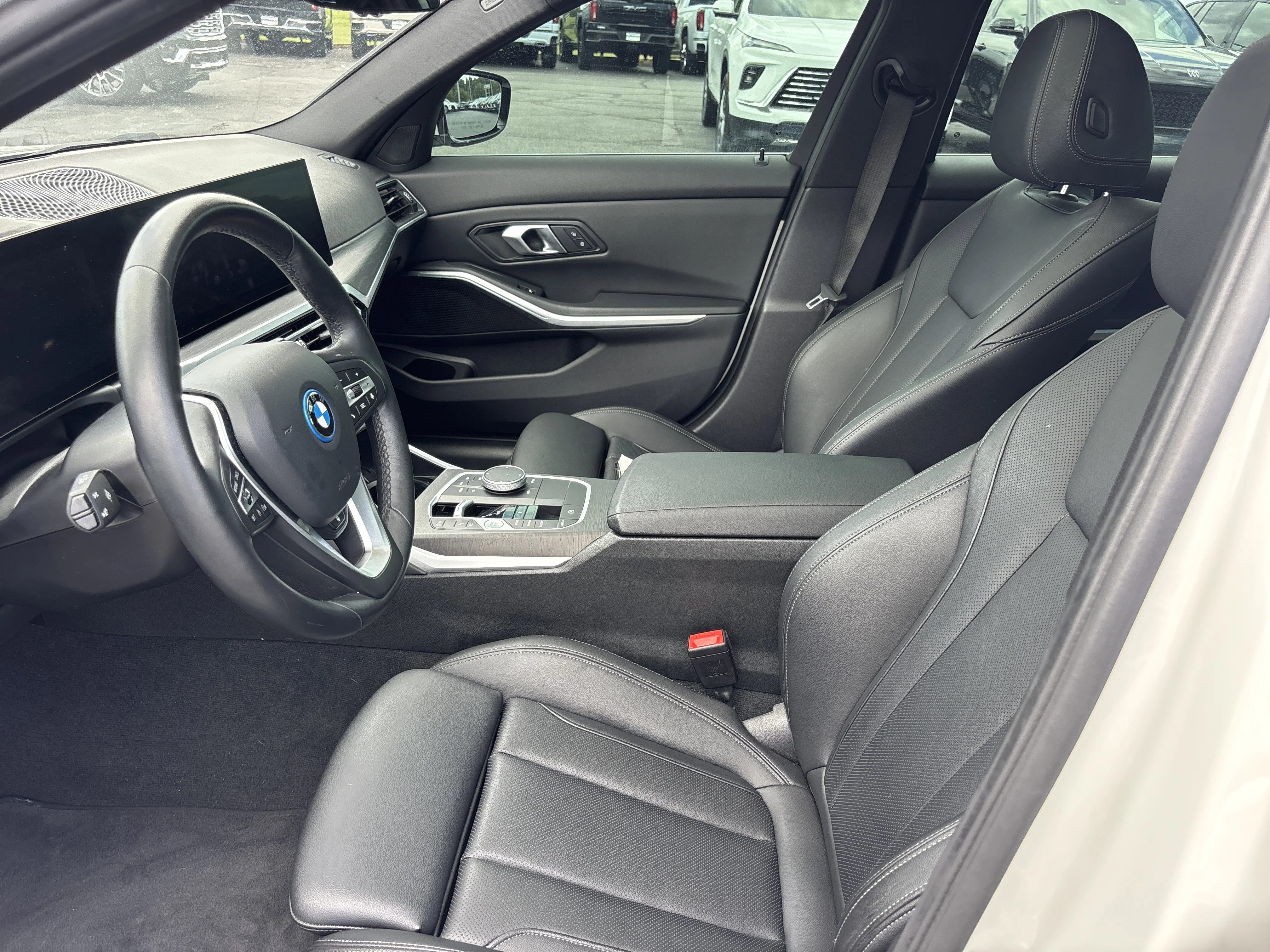 Used 2024 Mineral White Metallic BMW 330e xDrive Plug-in Hybrid image 13