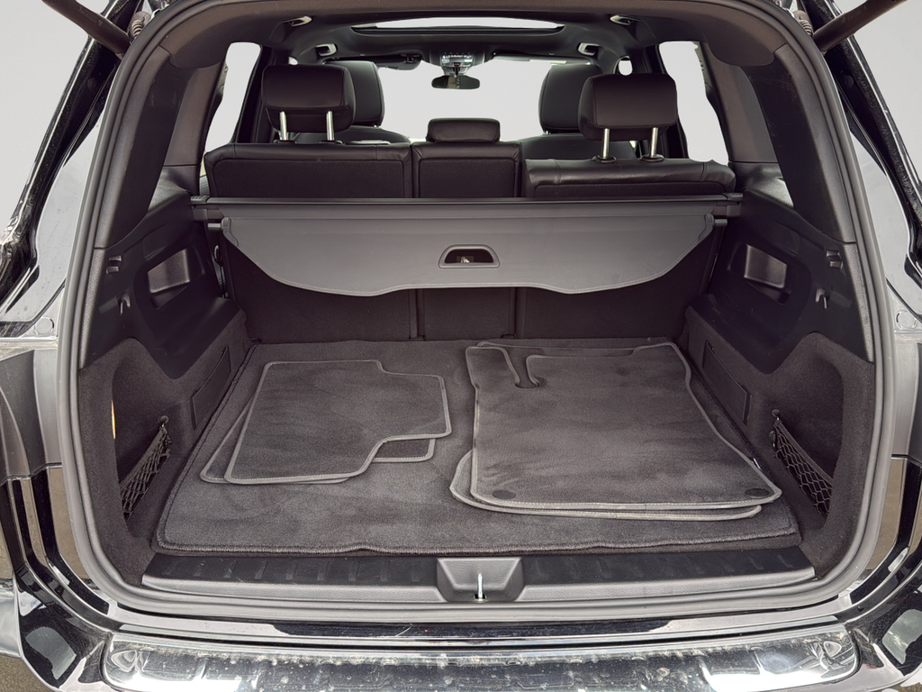 Used 2022  Mercedes-Benz GLB 250 image 21