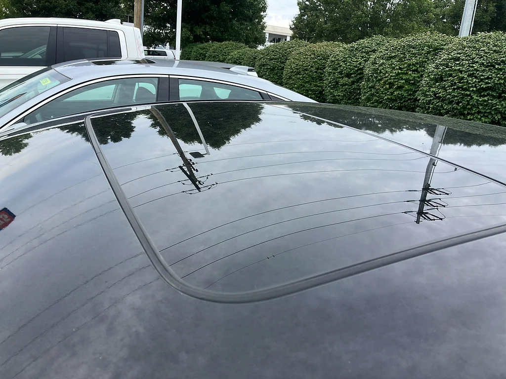 Certified Used 2023 BLACK Honda EX image 4