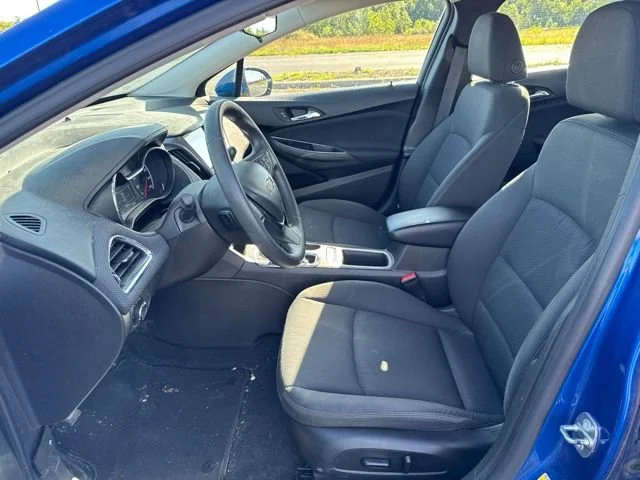 Used 2016 KINETIC BLUE METALLIC Chevrolet LT image 7