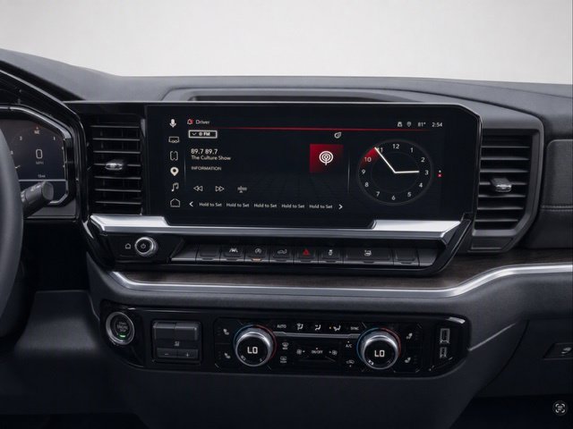 2026 GMC Sierra 1500 SLT - Photo 14