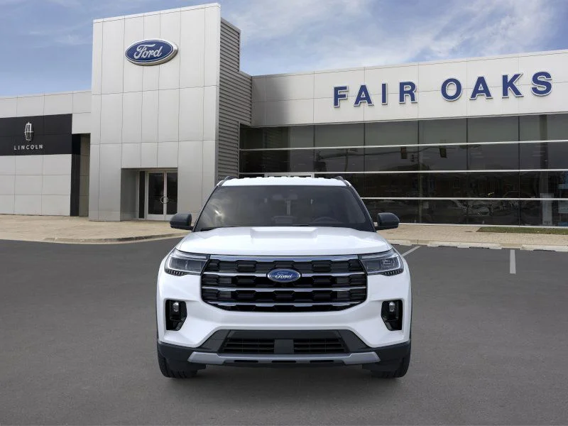 New 2026 Star White Metallic Tri-Coat Ford Active image 28