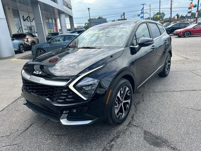 Used 2023 Black Kia EX image 11