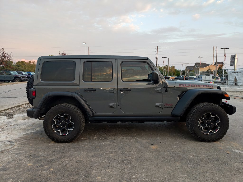Used 2023 Gray Jeep Rubicon image 5