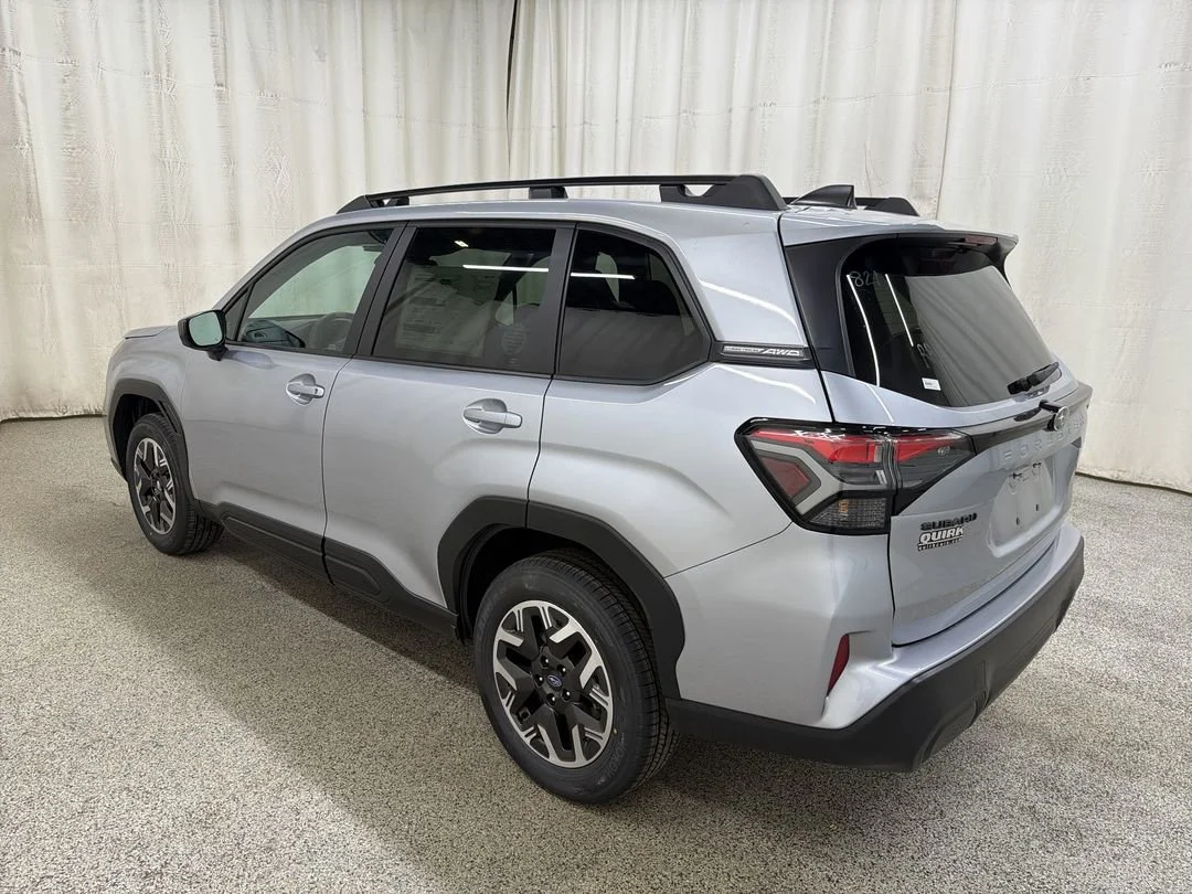 New 2026 Ice Silver Metallic Subaru Premium image 9