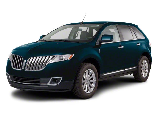 Used 2013 WHITE PLATINUM METALLIC TRI-CO Lincoln  image 1