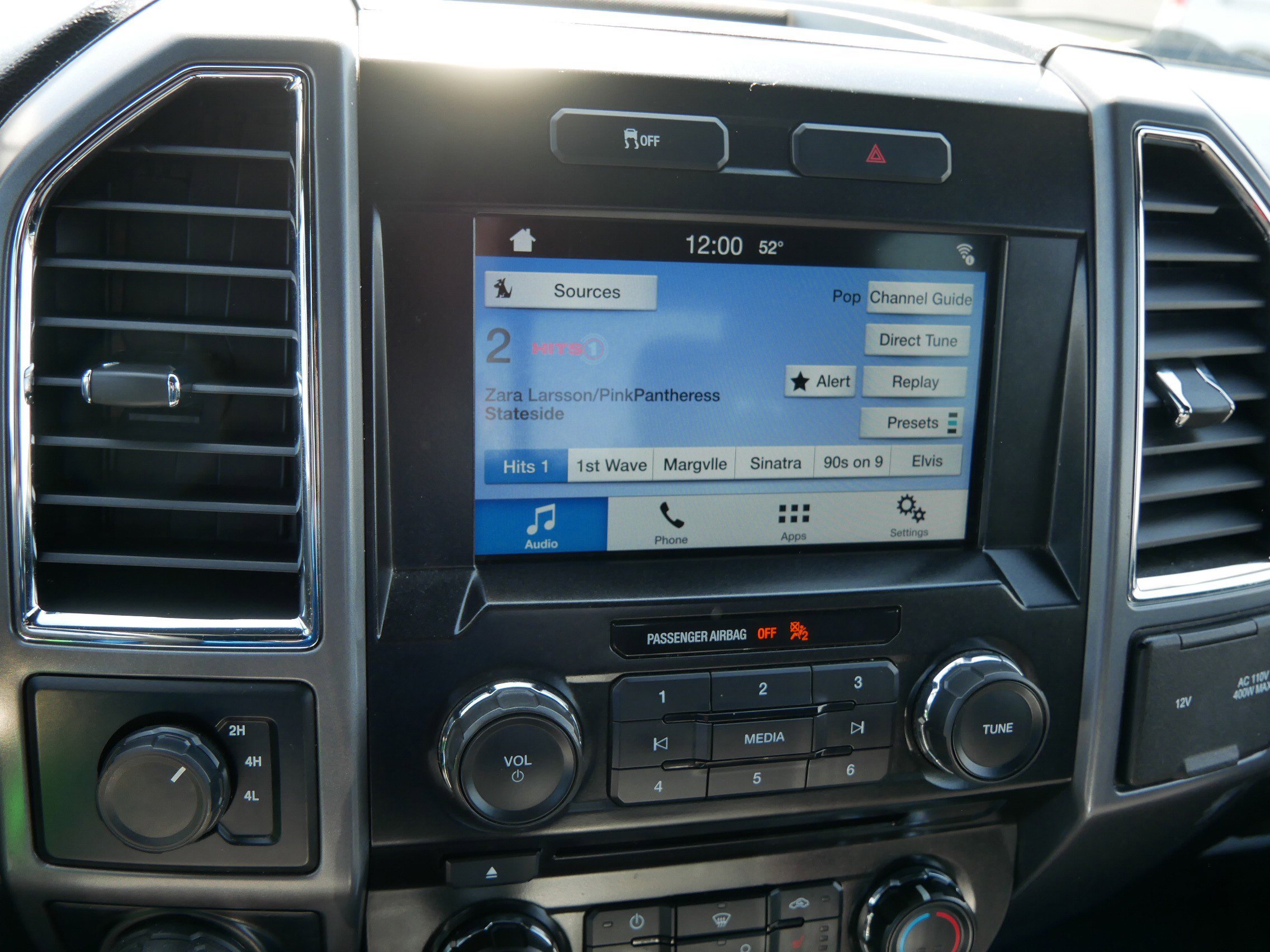 Used 2016 Gray Ford XLT image 22