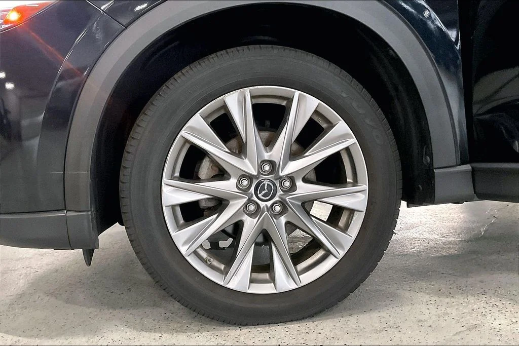 Used 2020 Black Mazda Grand Touring image 8
