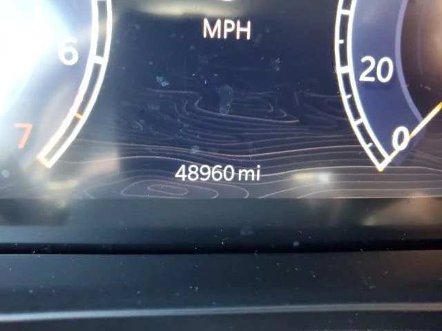 Used 2023 White Jeep Altitude image 26