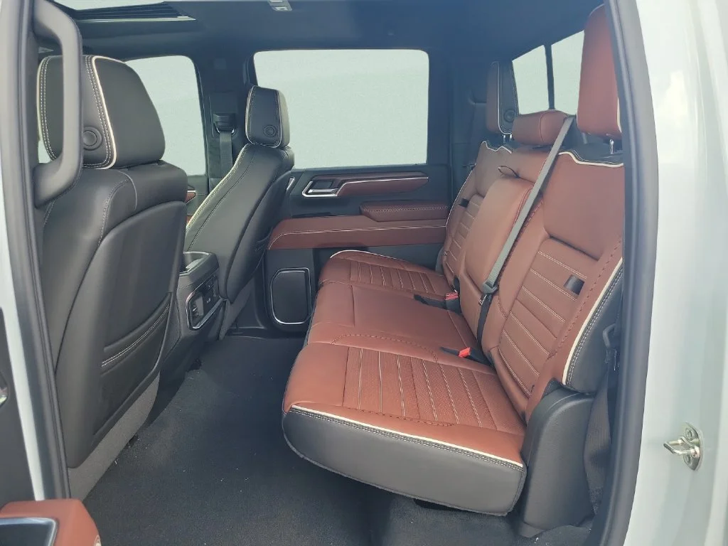 New 2026 Glacier White Tricoat GMC Denali Ultimate image 10
