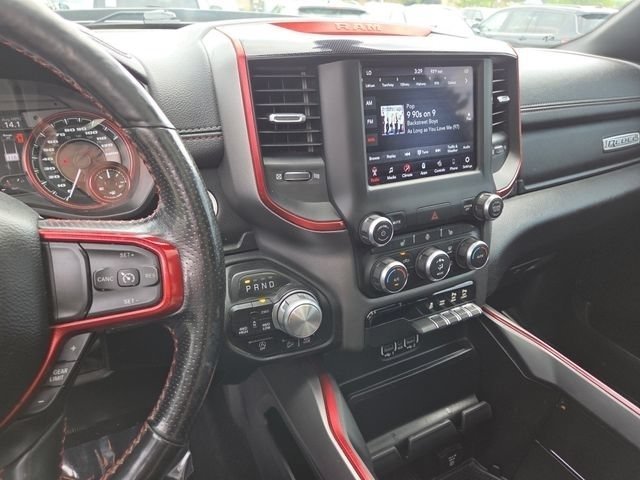 Used 2020 Billet Silver Metallic Clearcoat Ram Rebel image 37