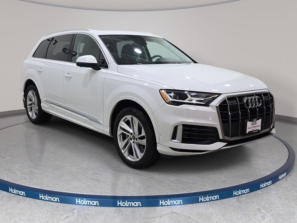 Used 2022  Audi 55 Premium Plus image 4