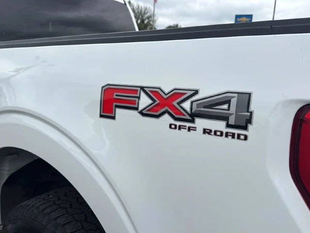 Used 2022 White Ford  image 30