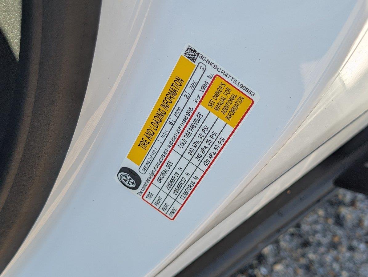 New 2026 Summit White Chevrolet 2LT image 14