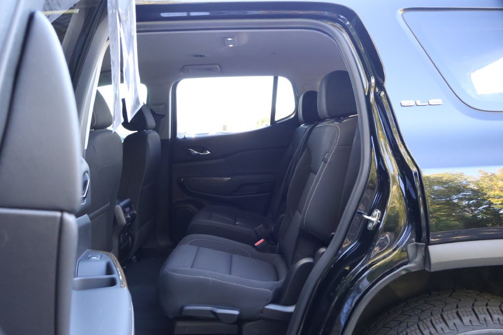 2023 GMC Acadia SLE - Photo 40