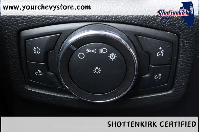 Used 2018 White Ford Lariat image 22